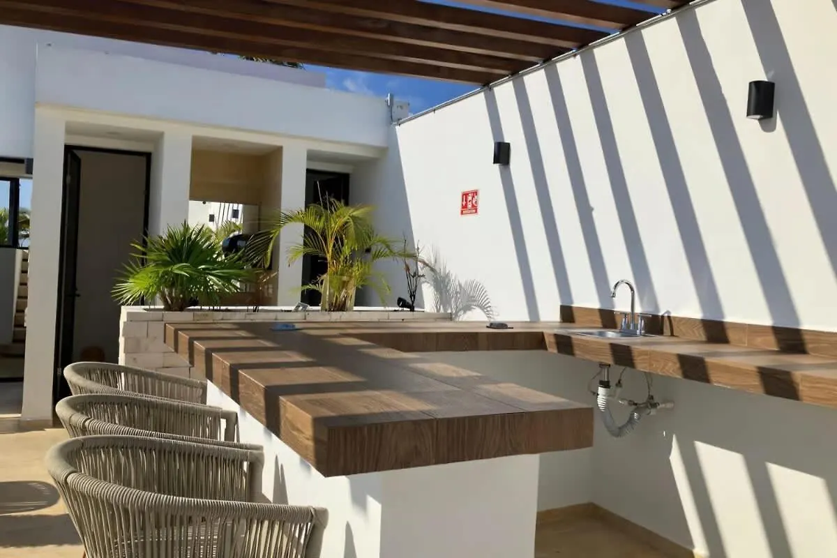 Playa Del Carmen King Master Suite With Pool Near 5Th And Beach Lejlighed